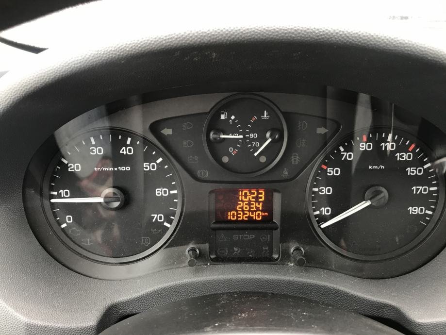 citro-n-jumpy-2.0-hdi-125-slika-131105999-1