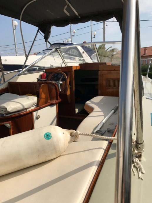 coronet-21-dc-hr-zastava-slika-101874196